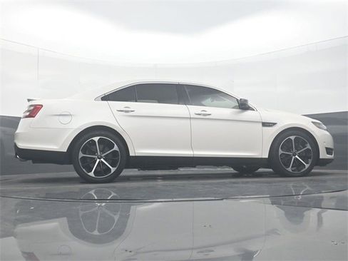 Used 2016 Ford Taurus SHO w/ Equipment Group 401A image 33
