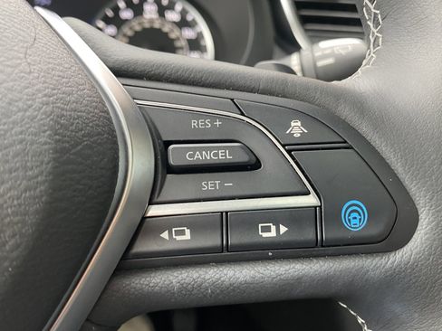 Used 2024 INFINITI QX50 Luxe image 30