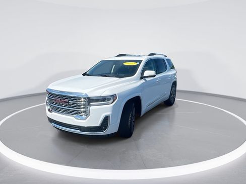 Used 2021 GMC Acadia Denali w/ Denali Ultimate Package AWD/4WD image 4