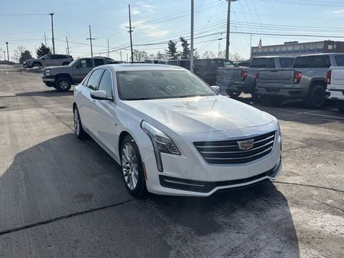 Used 2018 Cadillac CT6 3.6 AWD image 3