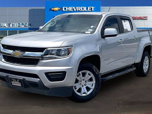 Used 2020 Chevrolet Colorado LT RWD image 3