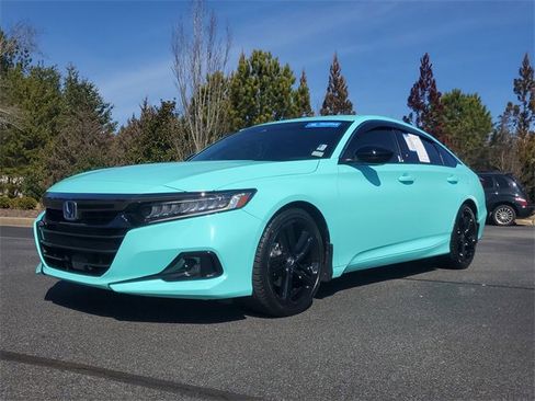 Certified 2022 Honda Accord Sport image 31