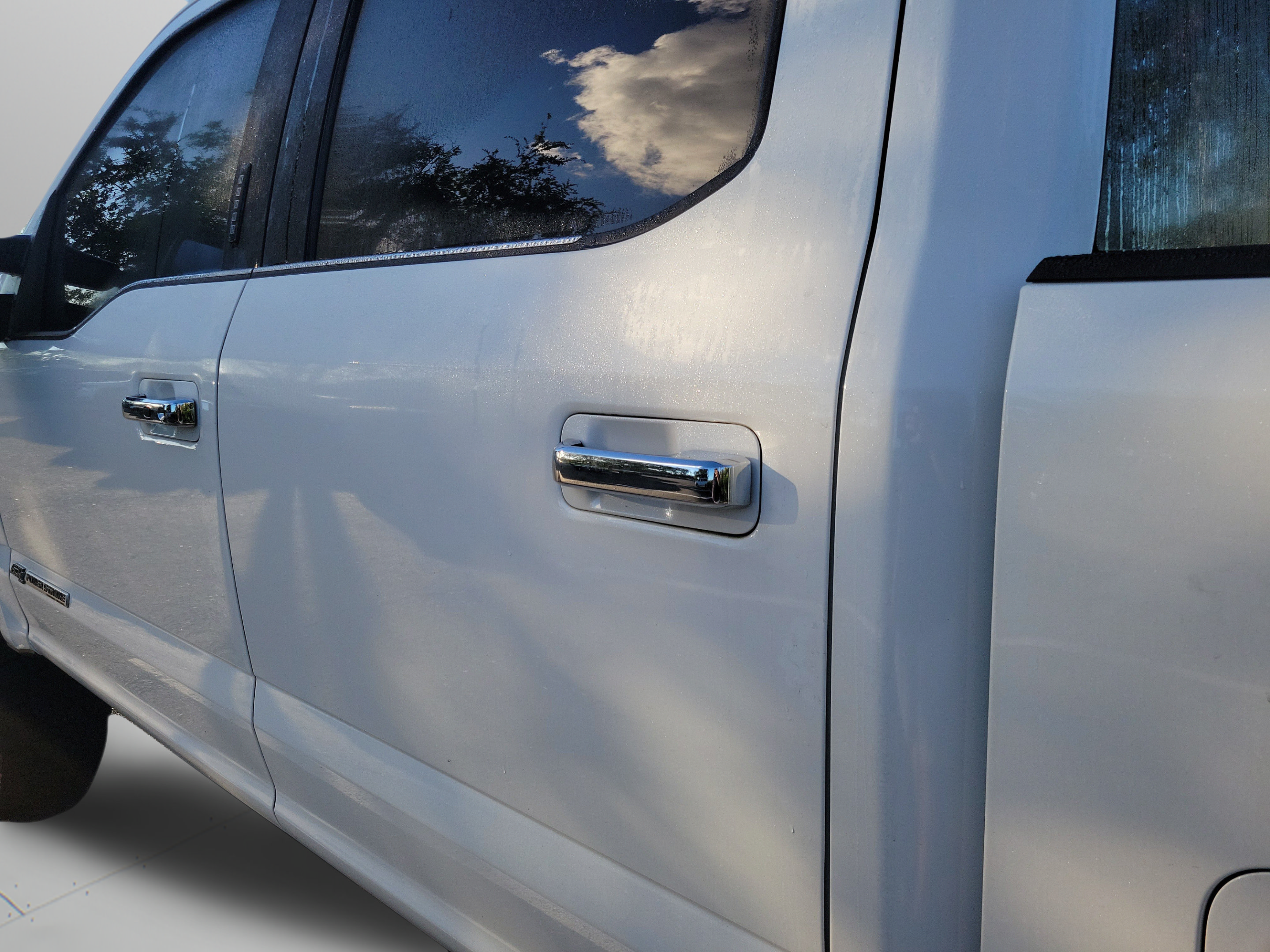 Used 2021 Ford F250 Platinum w/ FX4 Off-Road Package AWD/4WD image 27
