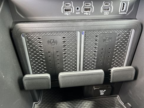 New 2026 RAM 1500 Limited w/ Body Color Bumper Group AWD/4WD image 28