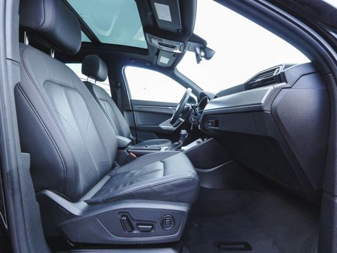 Used 2025 Audi Q3 2.0T Premium image 39