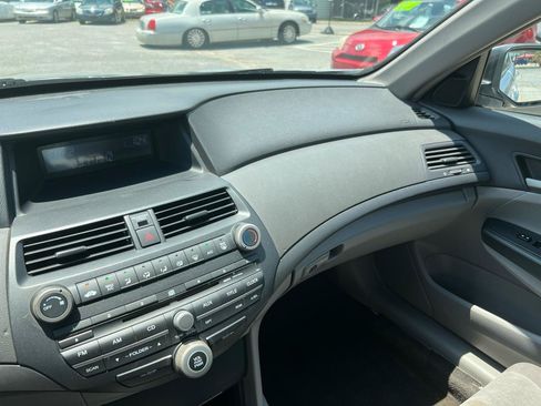 Used 2009 Honda Accord LX image 15