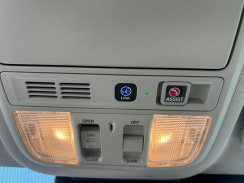 Used 2022 Honda Accord Touring image 24