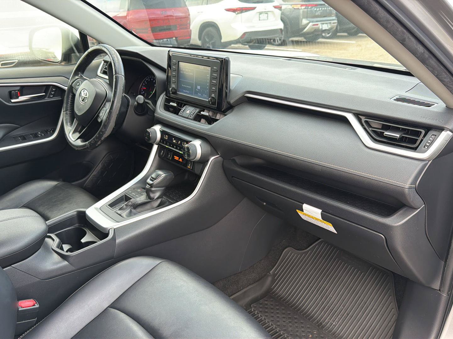 Used 2019 Toyota RAV4 XLE Premium w/ Cold Weather Package FWD image 17