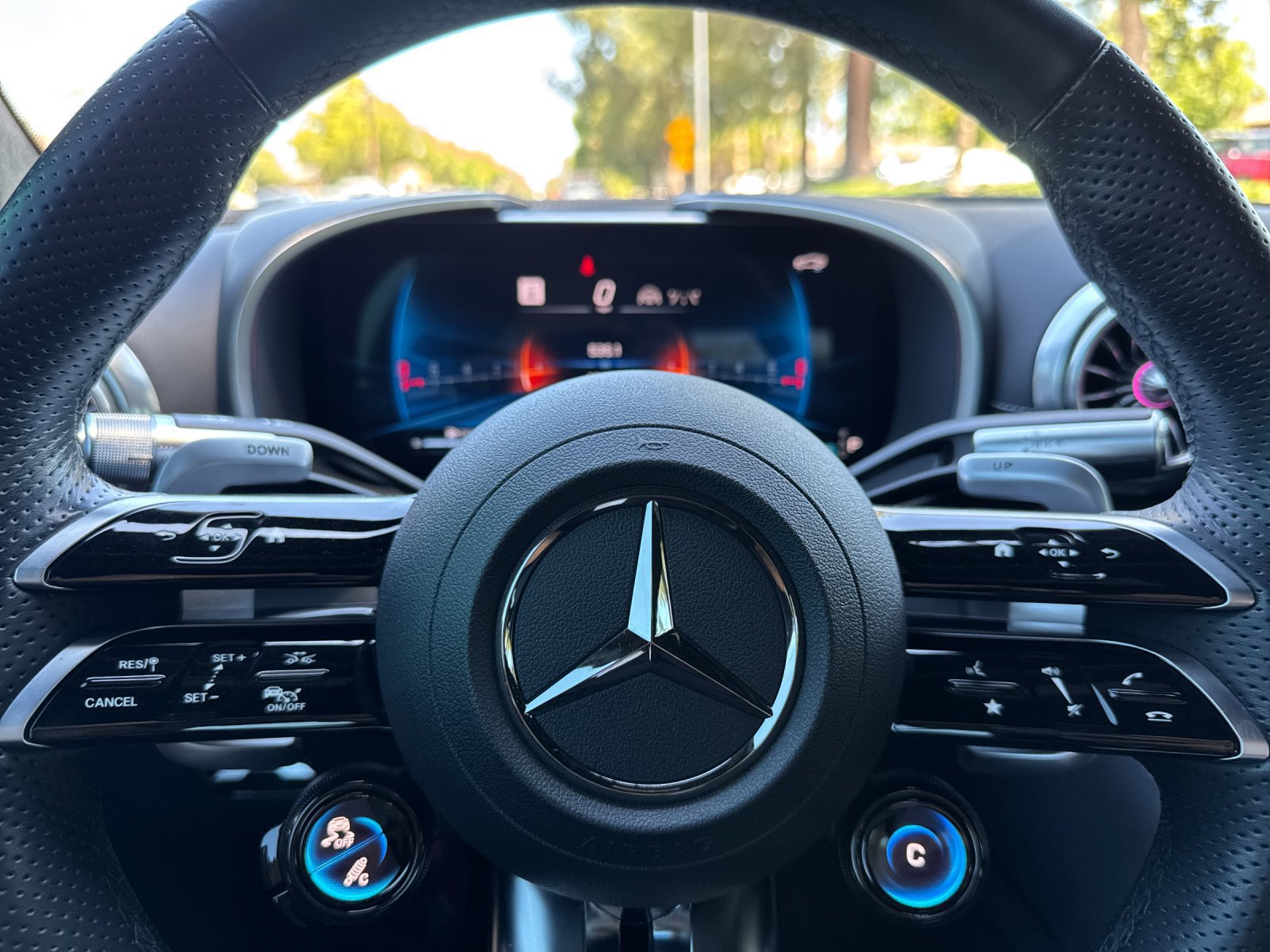 Certified 2022 Mercedes-Benz SL 63 AMG 4MATIC image 22