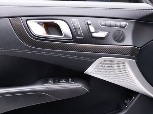 Used 2015 Mercedes-Benz SL 63 AMG w/ Driver Assistance Package image 62