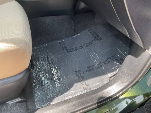 Used 2013 Toyota RAV4 XLE FWD image 42