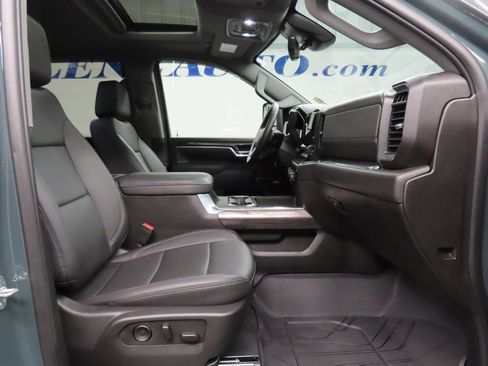 Used 2025 Chevrolet Silverado 2500 LTZ w/ Trail Boss Package image 34