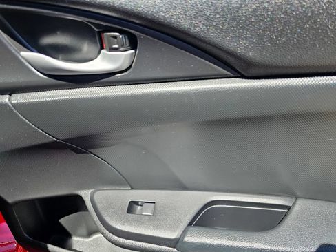 Used 2019 Honda Civic Sport image 14