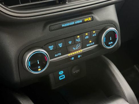 Certified 2023 Ford Escape Active FWD image 18