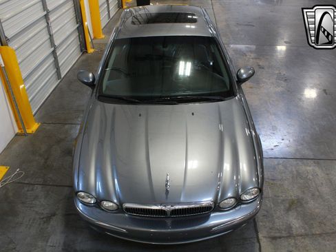Used 2002 Jaguar X-TYPE 2.5 image 4