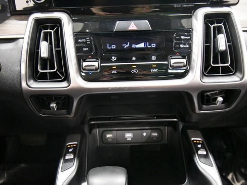 Used 2023 Kia Sorento X-Line EX AWD/4WD image 27