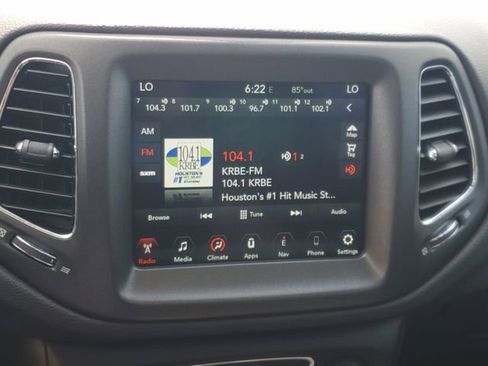 Used 2018 Jeep Compass Trailhawk w/ Navigation Group AWD/4WD image 38