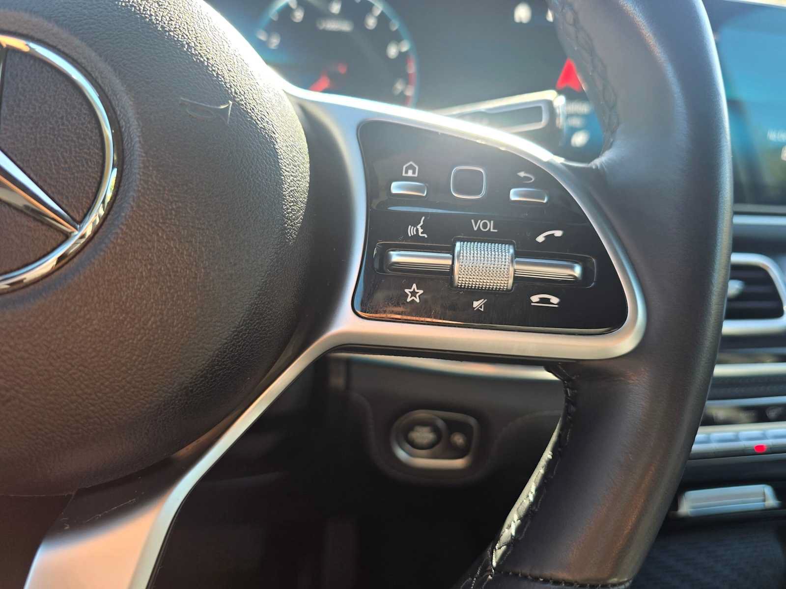 Used 2021 Mercedes-Benz GLE 450 4MATIC image 31