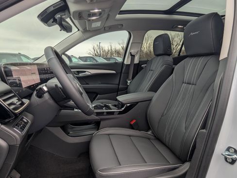 New 2026 Buick Envision Avenir AWD/4WD image 2