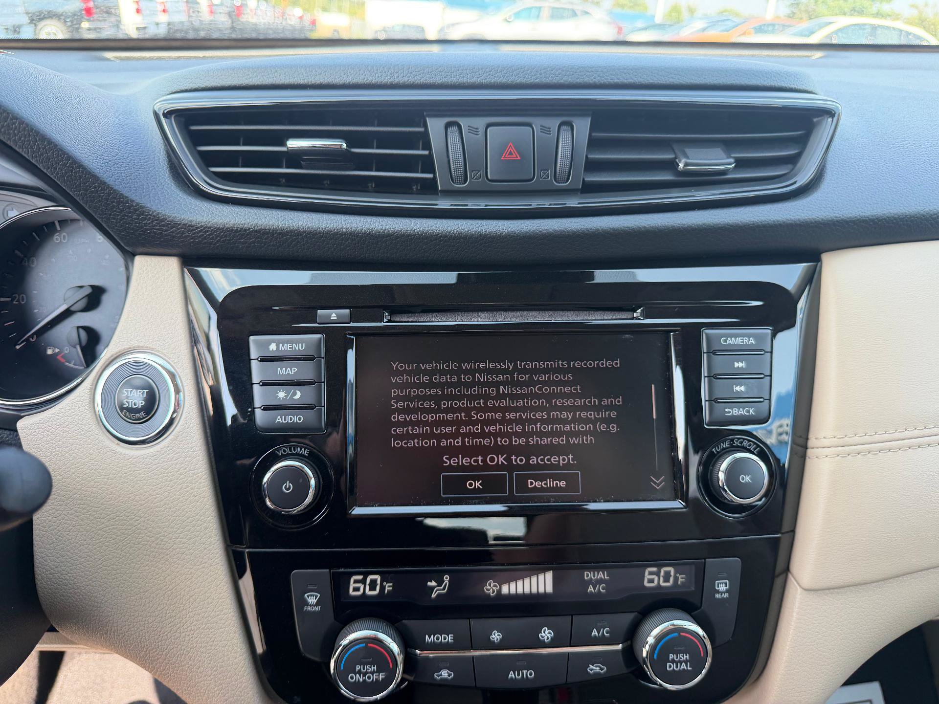 Used 2018 Nissan Rogue SL w/ Premium Package AWD/4WD image 27
