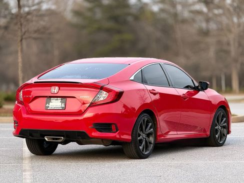 Used 2019 Honda Civic Sport image 11