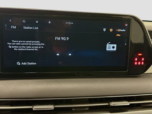 Used 2025 Hyundai Palisade SEL image 21