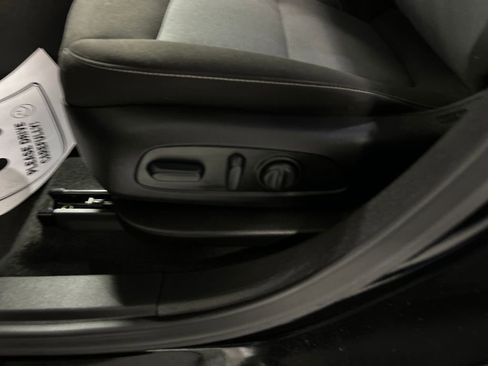 Used 2024 Chevrolet Blazer LT w/ Convenience Package image 13