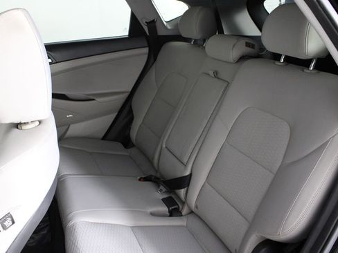 Used 2019 Hyundai Tucson Sport image 20