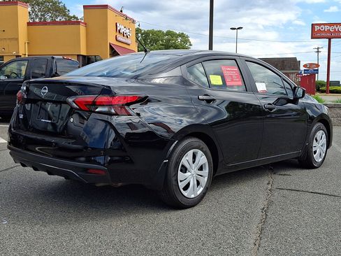 Certified 2025 Nissan Versa S w/ Trunk Package FWD image 6