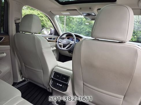 Used 2024 Volkswagen Atlas SE FWD image 17