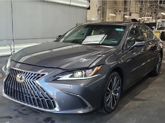 Used 2023 Lexus ES 300h w/ Premium Package FWD video 1