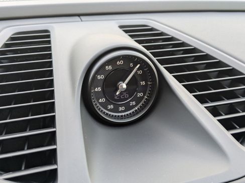 New 2025 Porsche Macan 4S Electric image 21