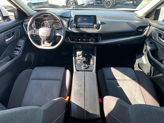 Certified 2025 Nissan Rogue SV AWD/4WD image 29