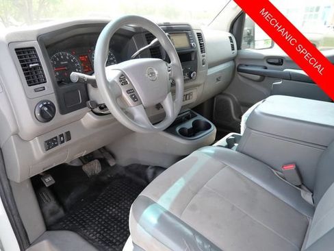 Used 2018 Nissan NV 3500 SV w/ Navigation Package RWD image 13