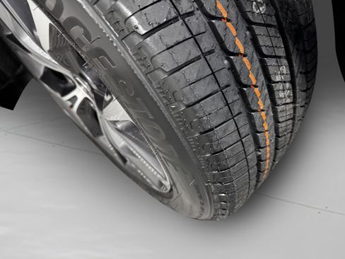 Certified 2023 Acura MDX FWD w/ Technology Package image 35