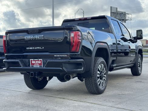New 2026 GMC Sierra 2500 Denali Ultimate image 8