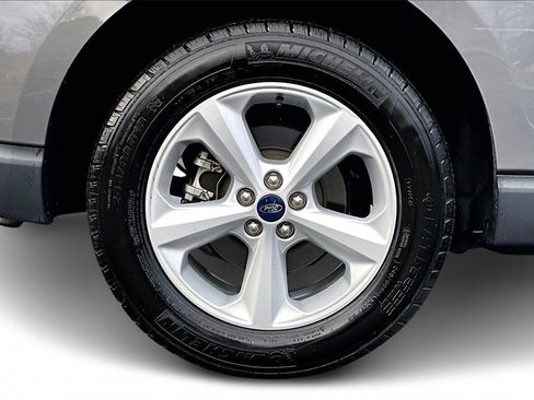 Used 2021 Ford Edge SE w/ Cargo Accessory Package image 34