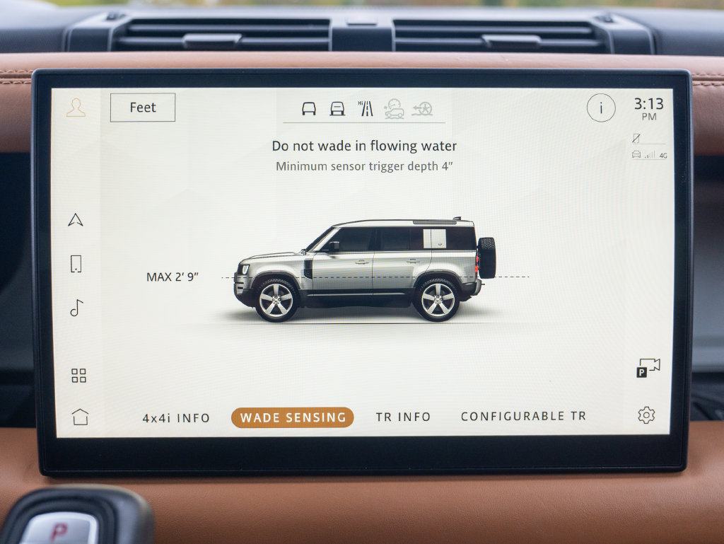 Used 2024 Land Rover Defender 110 SE AWD/4WD image 28
