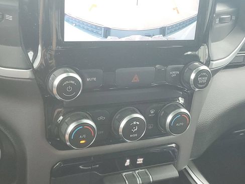 Used 2022 RAM 1500 Big Horn AWD/4WD image 27