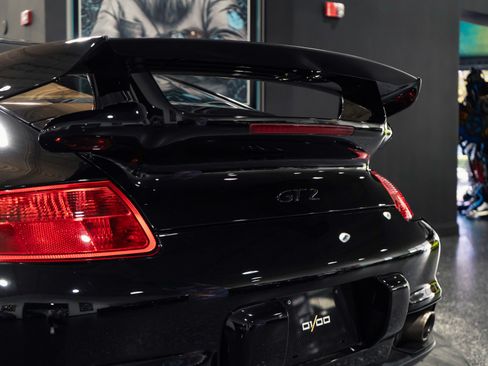 Used 2008 Porsche 911 GT2 RWD image 26
