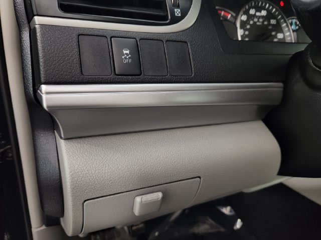 Used 2014 Toyota Camry LE w/ Fleet Convenience Package FWD image 19