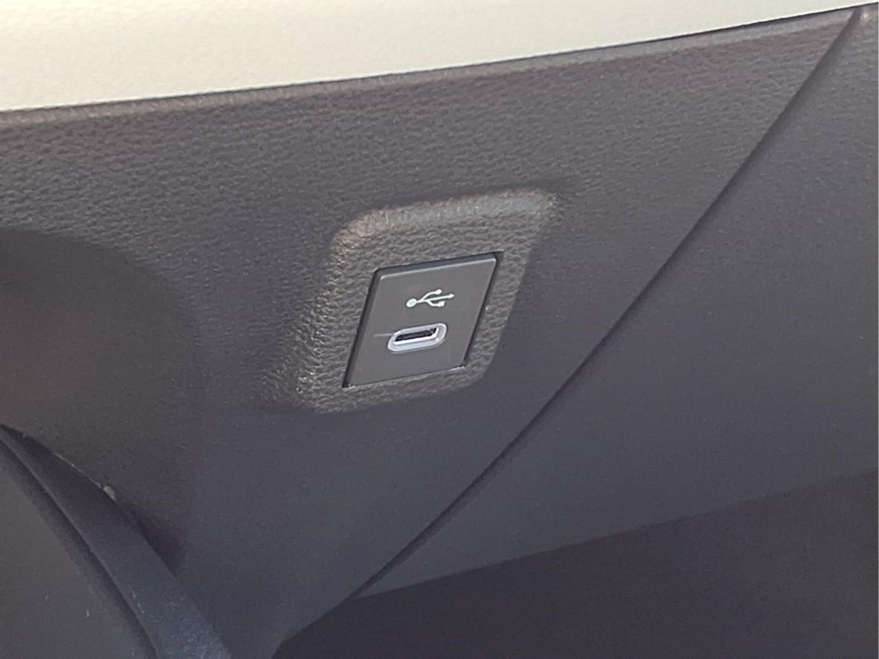 Certified 2027 Toyota Corolla SE FWD image 16