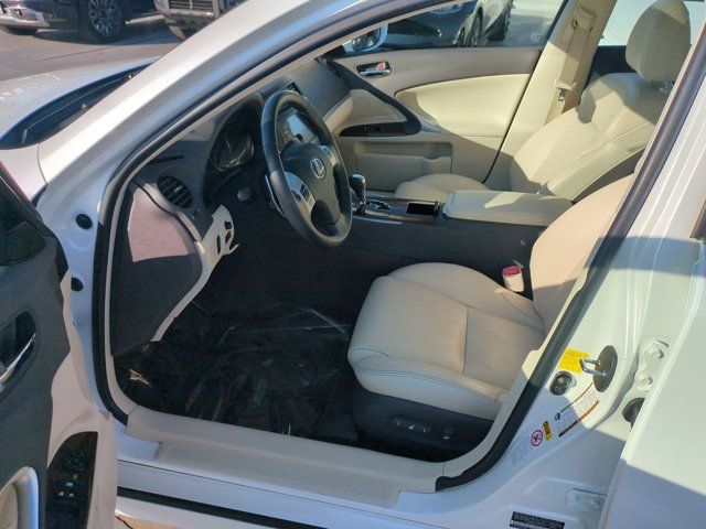 Used 2013 Lexus IS 250 w/ Premium Pkg Value Edition RWD image 16