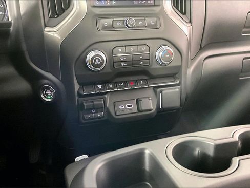 New 2026 GMC Sierra 2500 Pro w/ Convenience Package image 7