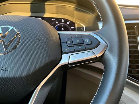 Used 2022 Volkswagen Atlas SE image 19