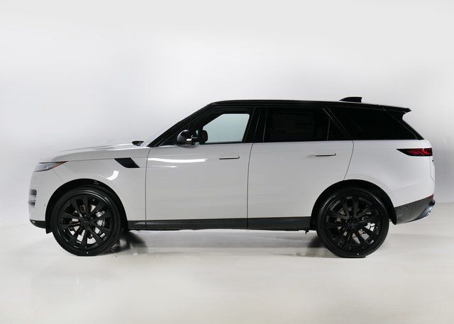 New 2026 Land Rover Range Rover Sport SE AWD/4WD image 6