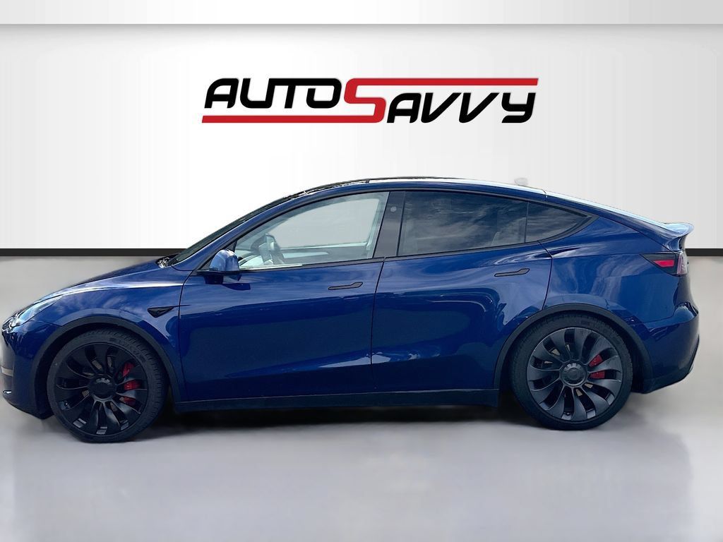 Used 2024 Tesla Model Y Performance AWD/4WD image 4