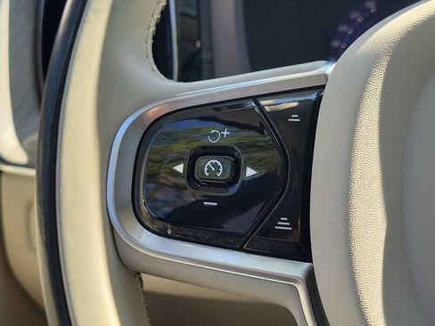 Used 2023 Volvo XC60 T8 Ultimate w/ Climate Package AWD/4WD image 23