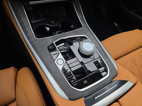 New 2026 BMW X5 xDrive50e w/ Executive Package image 22