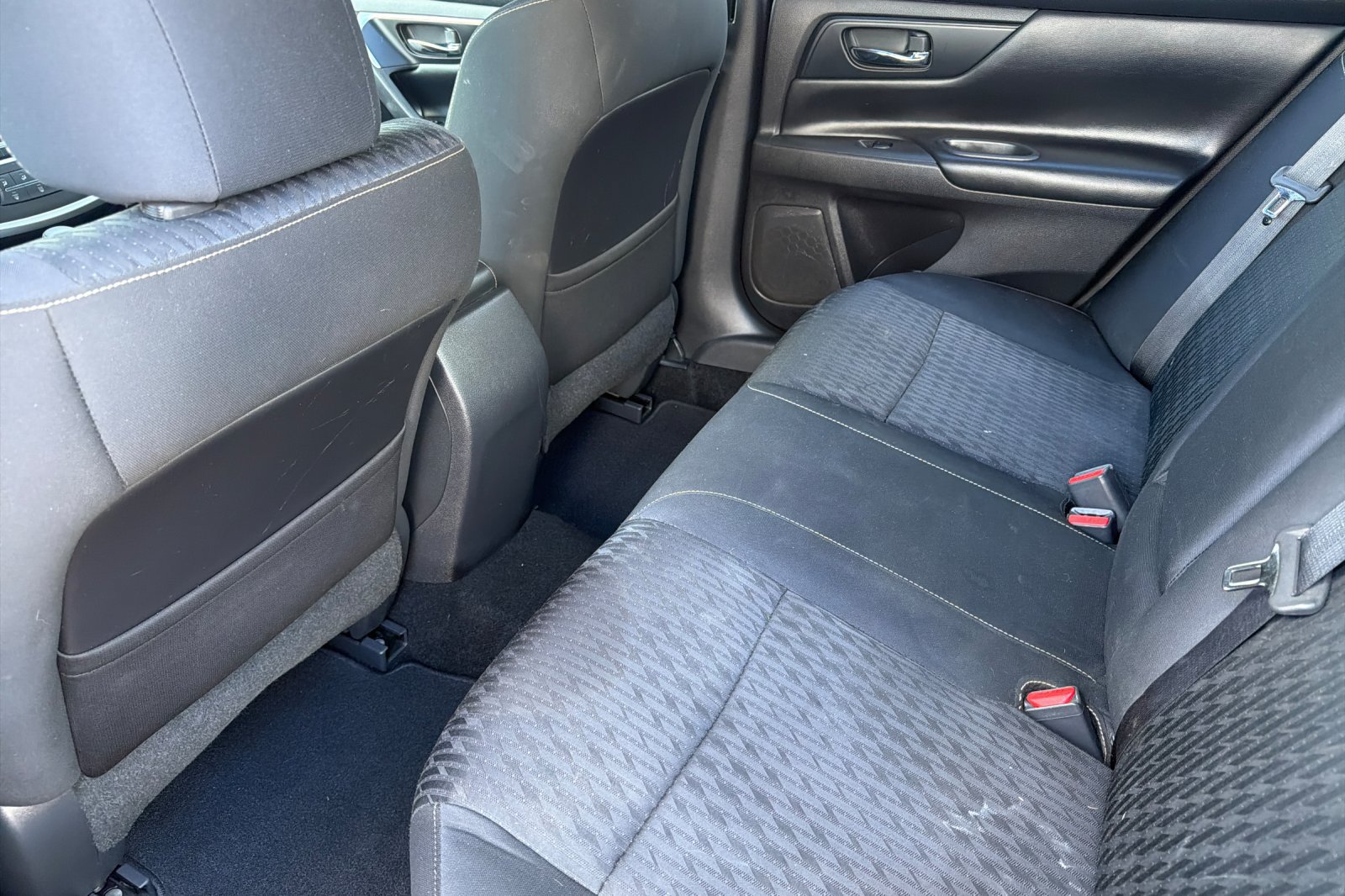 Used 2017 Nissan Altima 2.5 S w/ Power Driver Seat Package FWD image 11